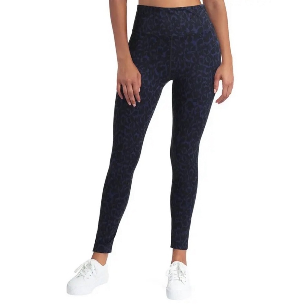 Halston Medium Abstract Leopard Classic Navy Leggings Nwt - Picture 1 of 8